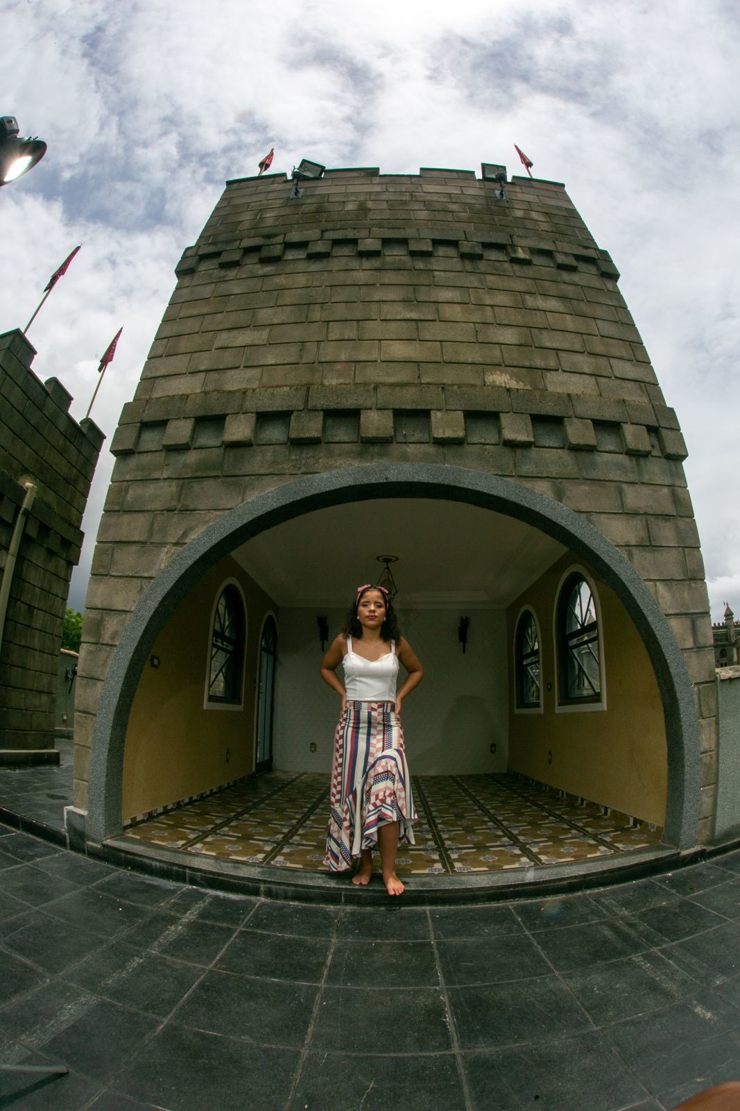 Foto Castelo + Debutante = Um ensaio Maravilhoso Foto Castelo + Debutante = Um ensaio Maravilhoso - Imagem 28