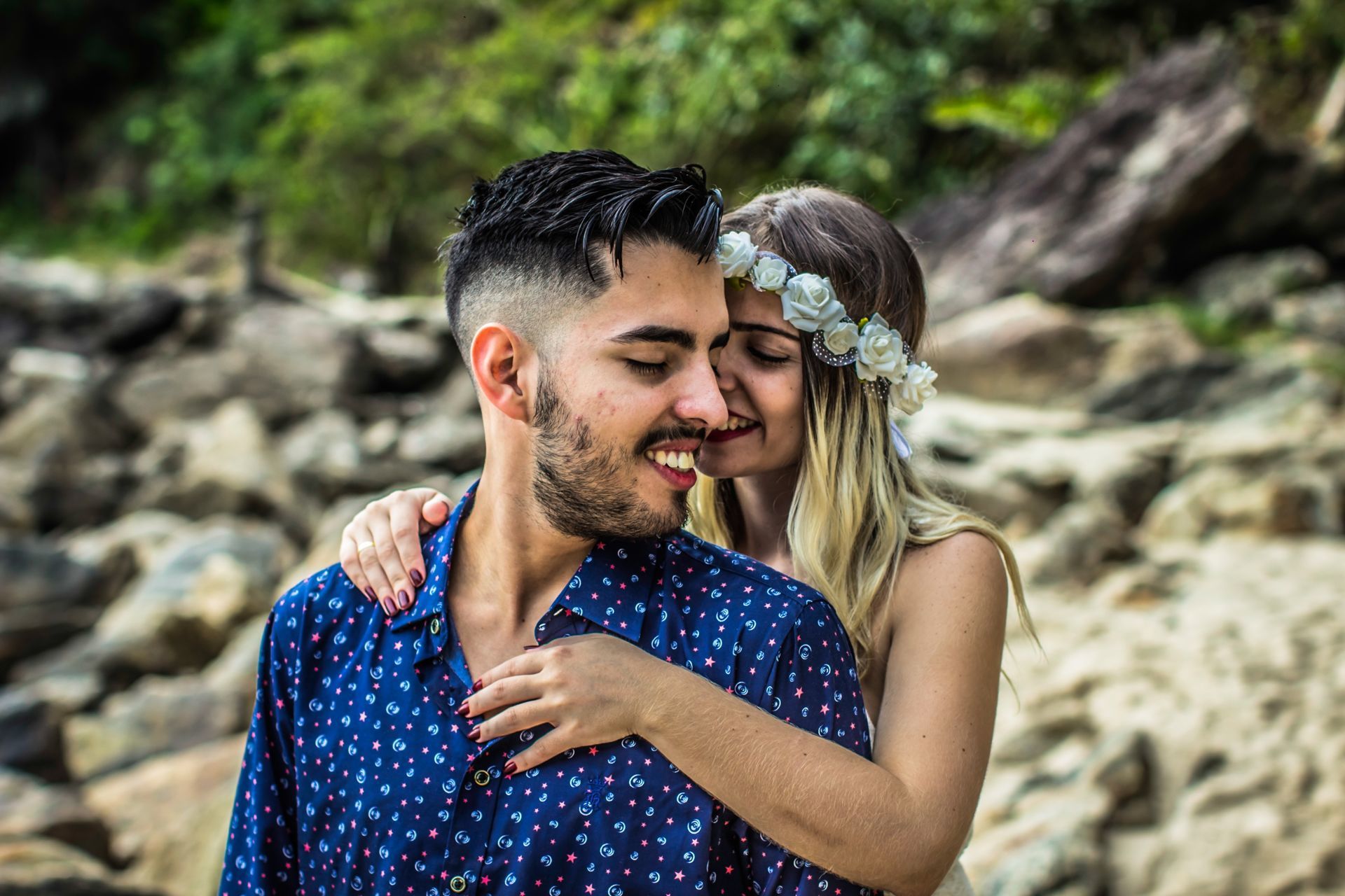 Foto Quando a Noiva e O Noivo faz tudo ficar ainda mais Inesquecível Praia de Guarujá  - Imagem 30