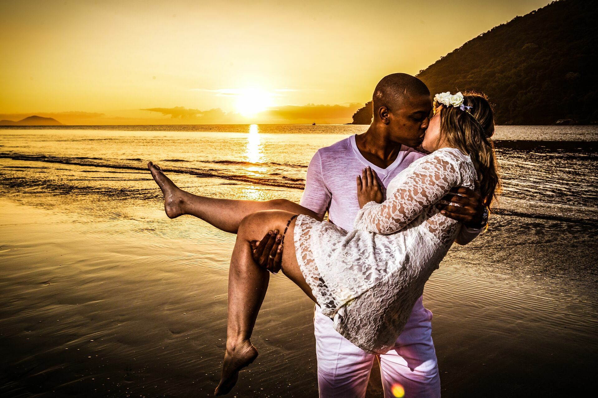 Foto Um Pré Wedding no nascer do Sol do Guaruja  - Imagem 26